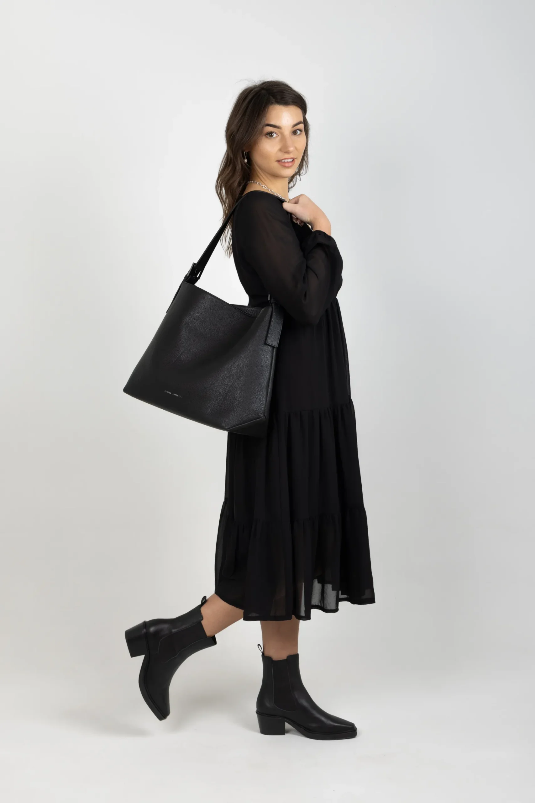 blank_space_label_isabel__1.webp Dresses-BLANK SPACE LABEL ISABEL DRESS BLACK