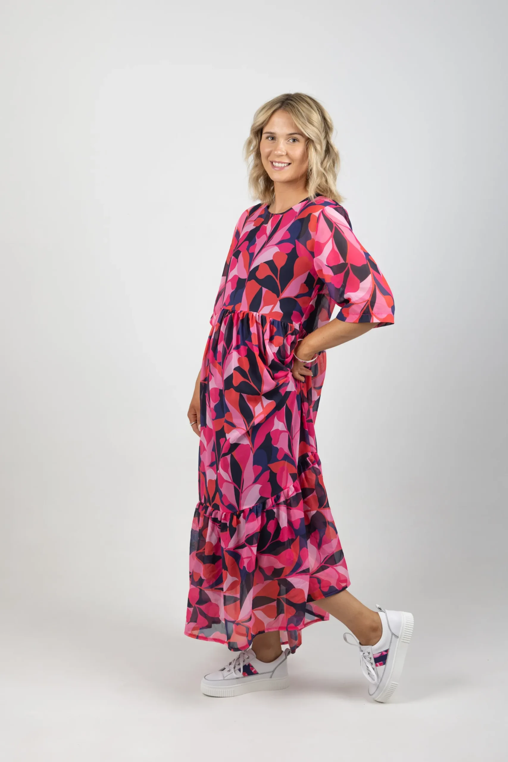 blank_space_label_ruby_dr_4-1.webp Dresses-BLANK SPACE LABEL RUBY DRESS CRIMSON CRAZE