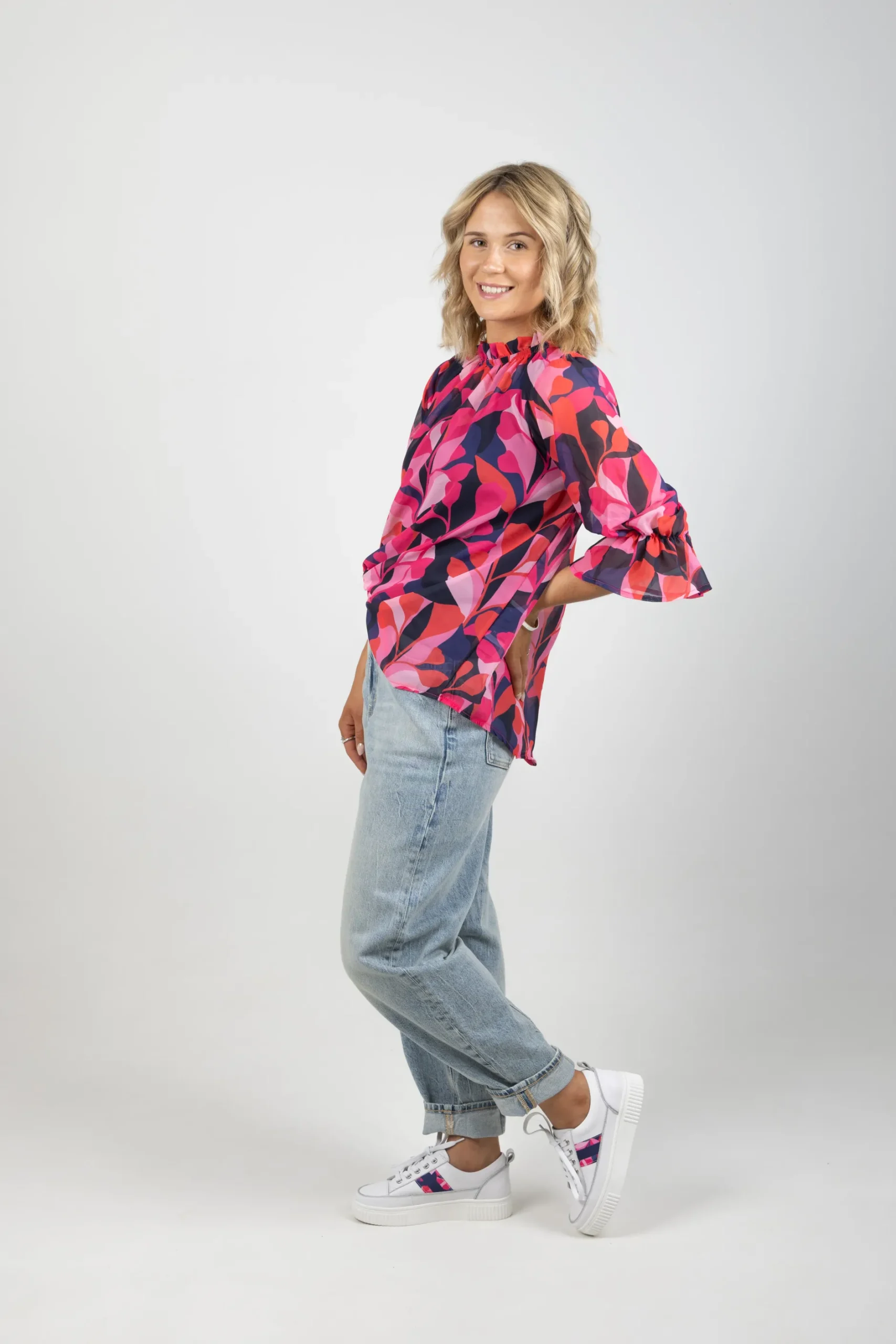 blank_space_label_tilly_t_6-4.webp Shirts & Tops-BLANK SPACE LABEL TILLY TOP CRIMSON CRAZE