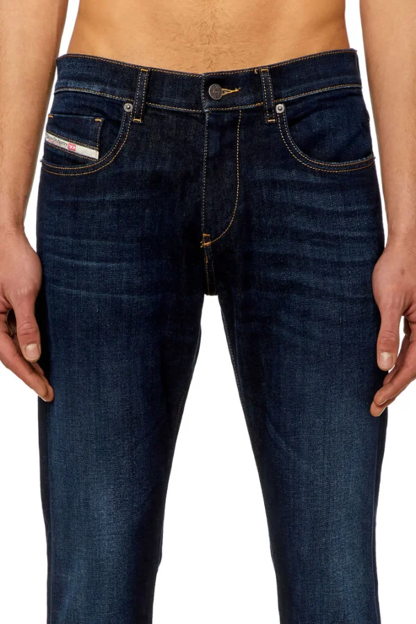 Denim-DIESEL 2019 D-STRUKT SLIM JEAN DARK BLUE