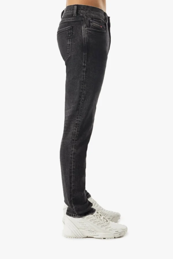 Denim-DIESEL D-STRUKT JEAN - BLACK