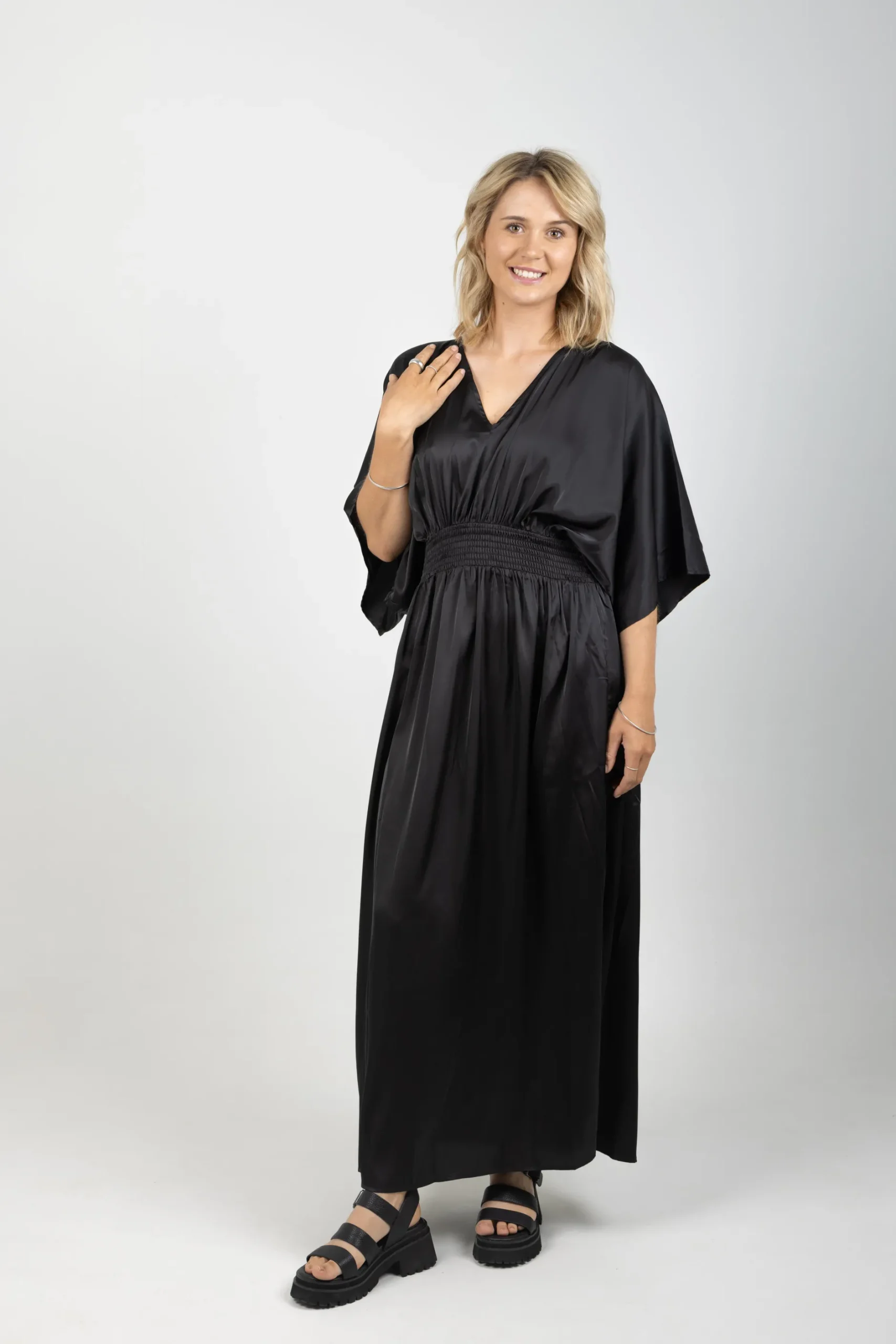 ebive_elysian_maxi_sable_2.webp Dresses-EB&IVE ELYSIAN MAXI SABLE