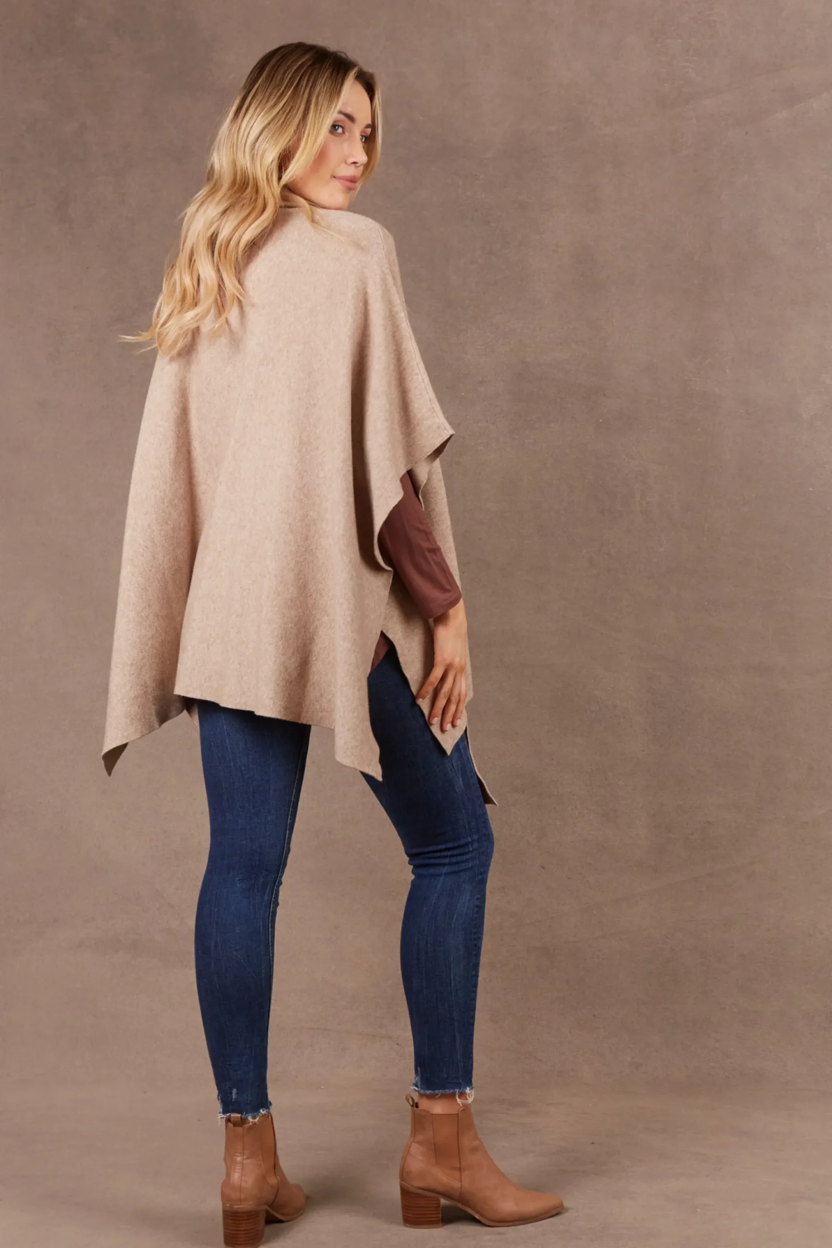 ebive_nawi_cape_barley_6.webp Sweaters & Knitwear-EB&IVE NAWI CAPE BARLEY