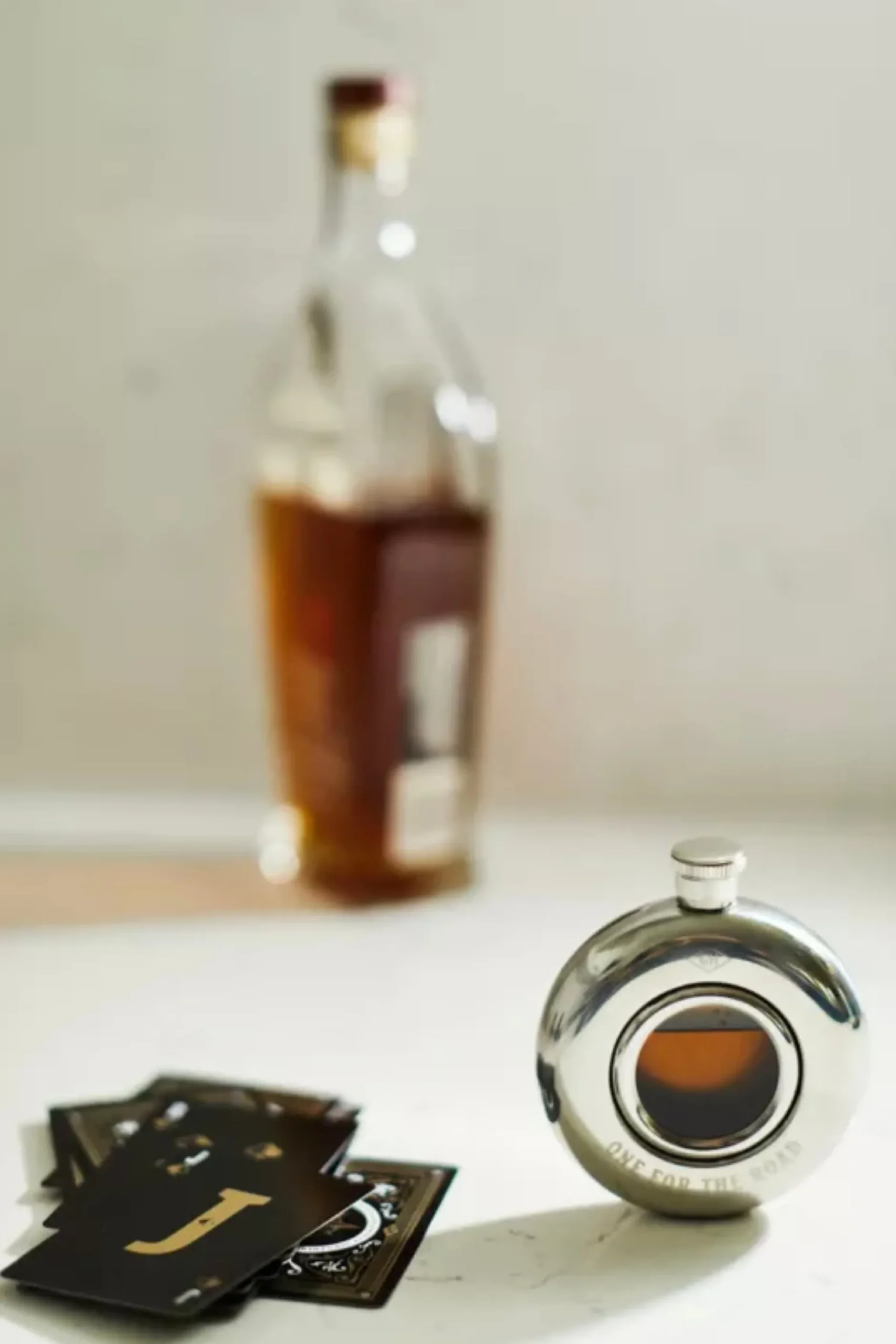 gentlemens_hardware_circu_2.webp Gifts-GENTLEMEN'S HARDWARE CIRCULAR HIP FLASK