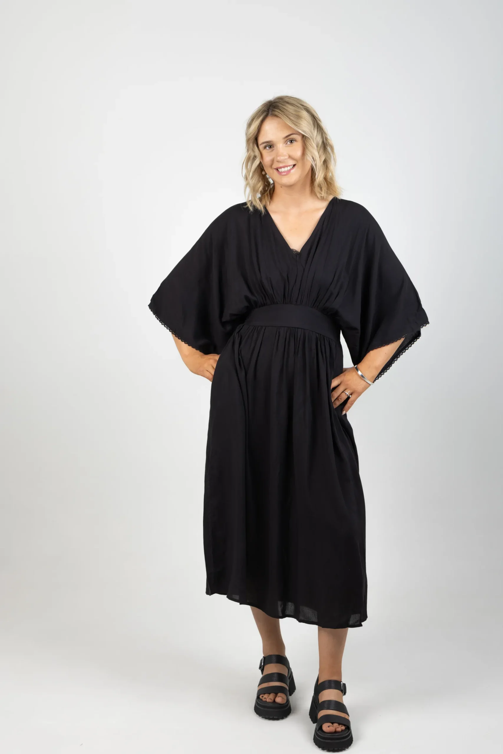 haven_suva_batwing_maxi_j_0.webp Dresses-HAVEN SUVA BATWING MAXI JET