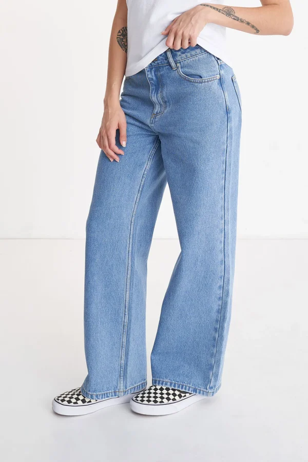 Denim-HUFFER BAGGY DENIM JEAN MID WASH