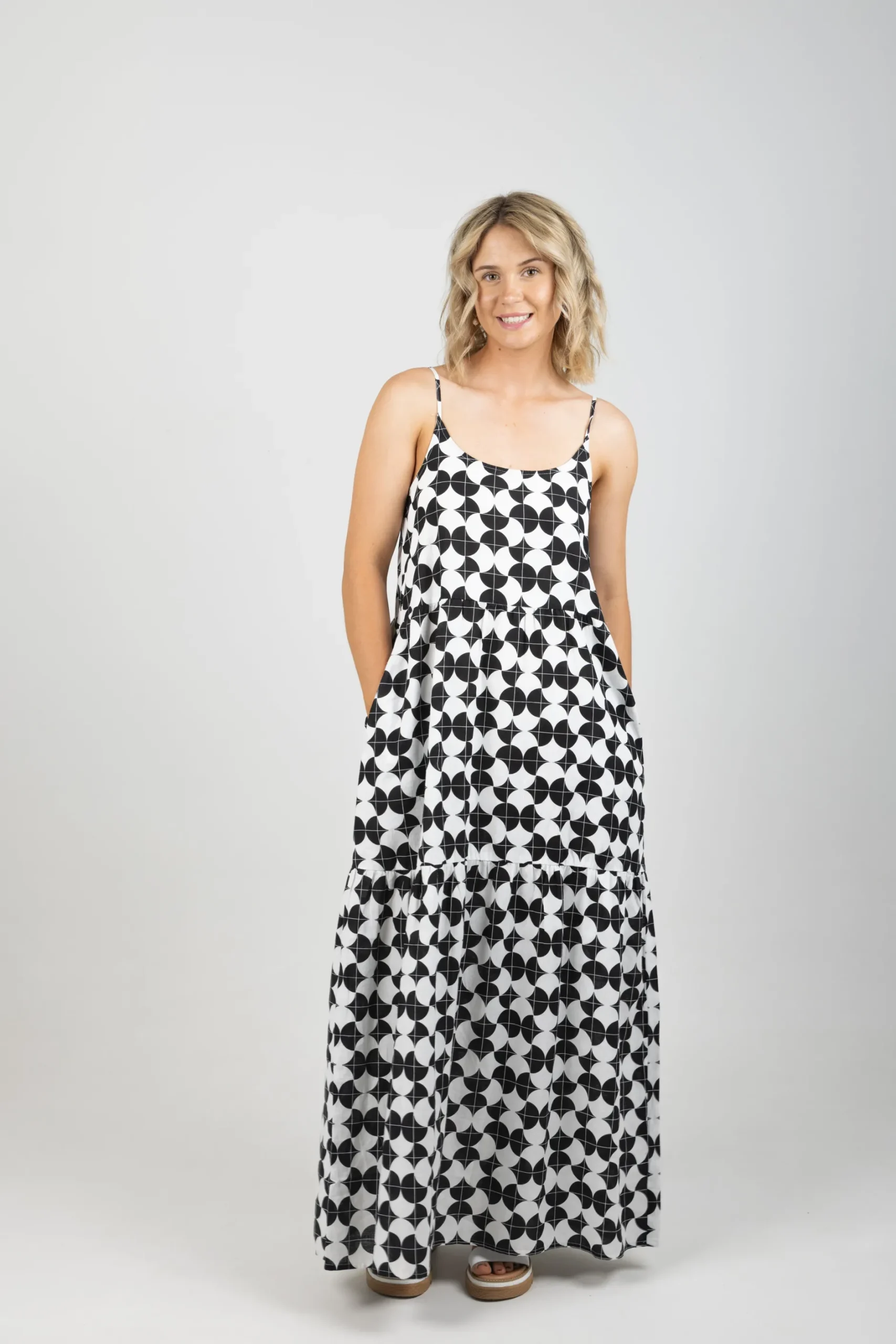 huffer_casa_resort_dress__0.webp Dresses-HUFFER CASA RESORT DRESS BLACK/WHITE