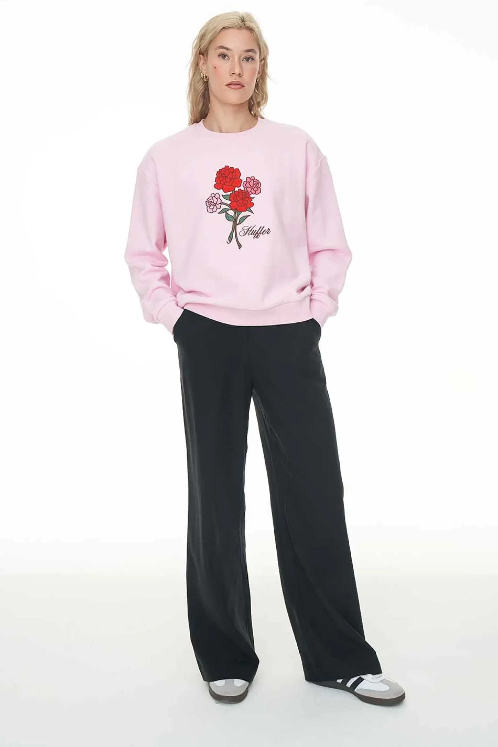 huffer_slouch_crew__rosy__3.webp Sweaters & Knitwear-HUFFER SLOUCH CREW 350 ROSY BUNCH BLOSSOM