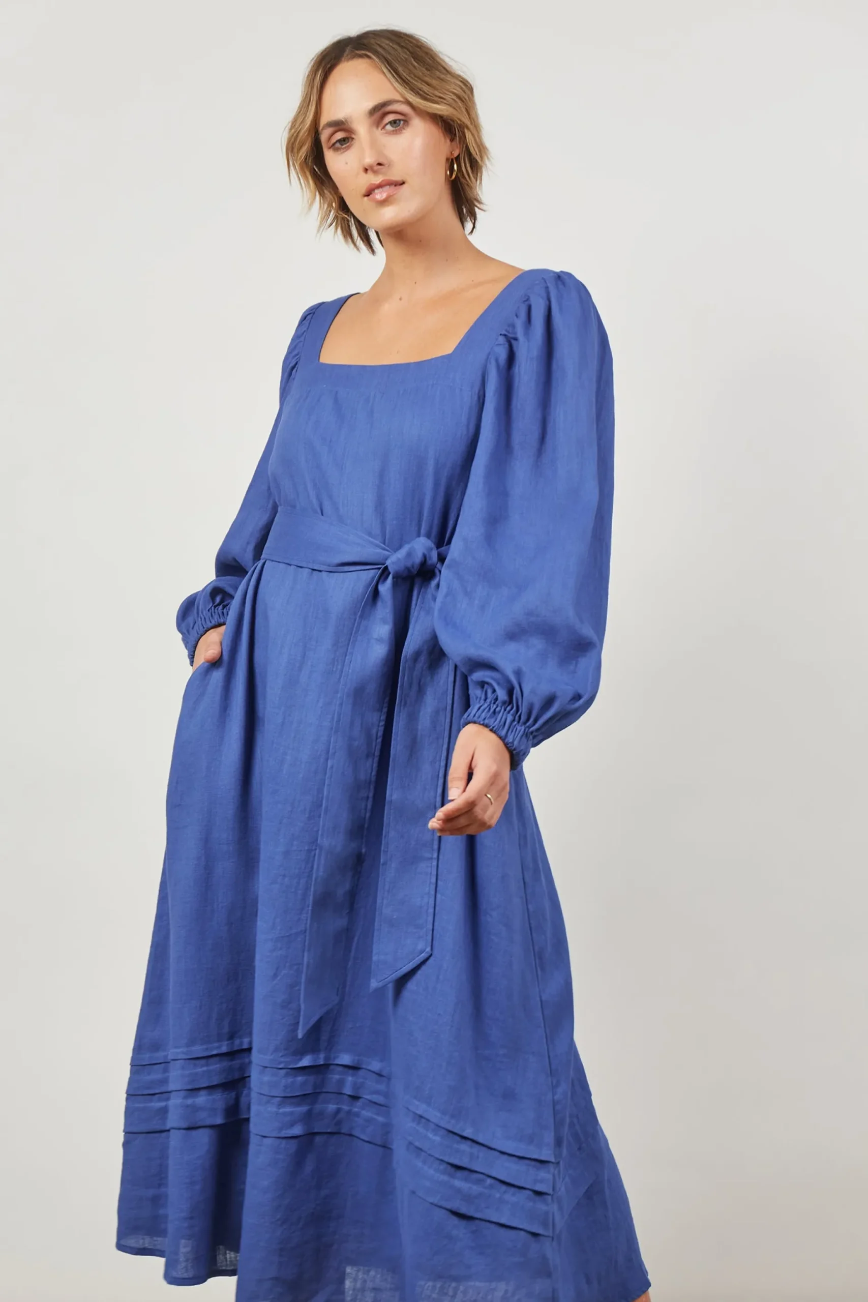 isle_of_mine_panorama_max_5.webp Dresses-ISLE OF MINE PANORAMA MAXI AZURE