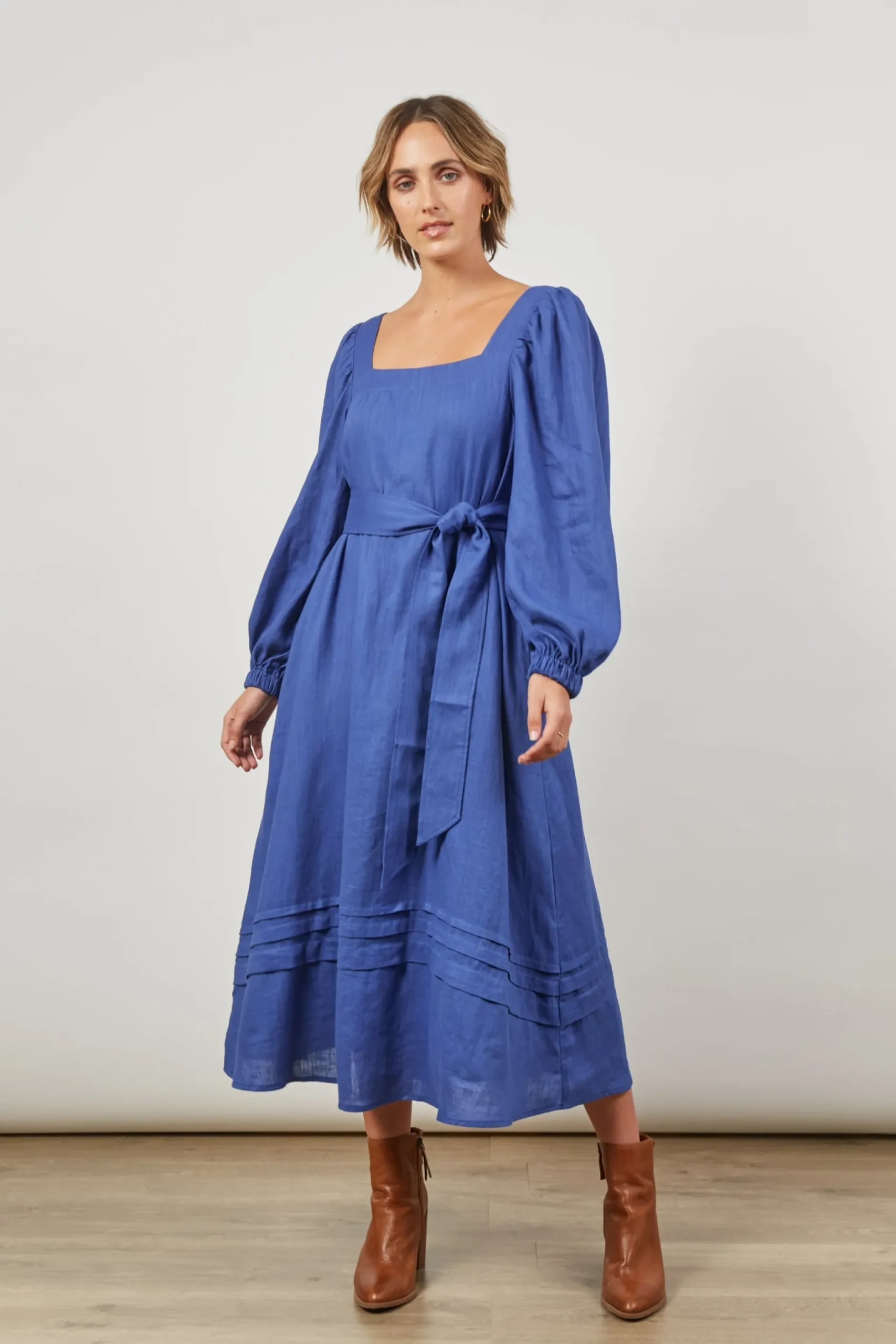 isle_of_mine_panorama_max_6.webp Dresses-ISLE OF MINE PANORAMA MAXI AZURE