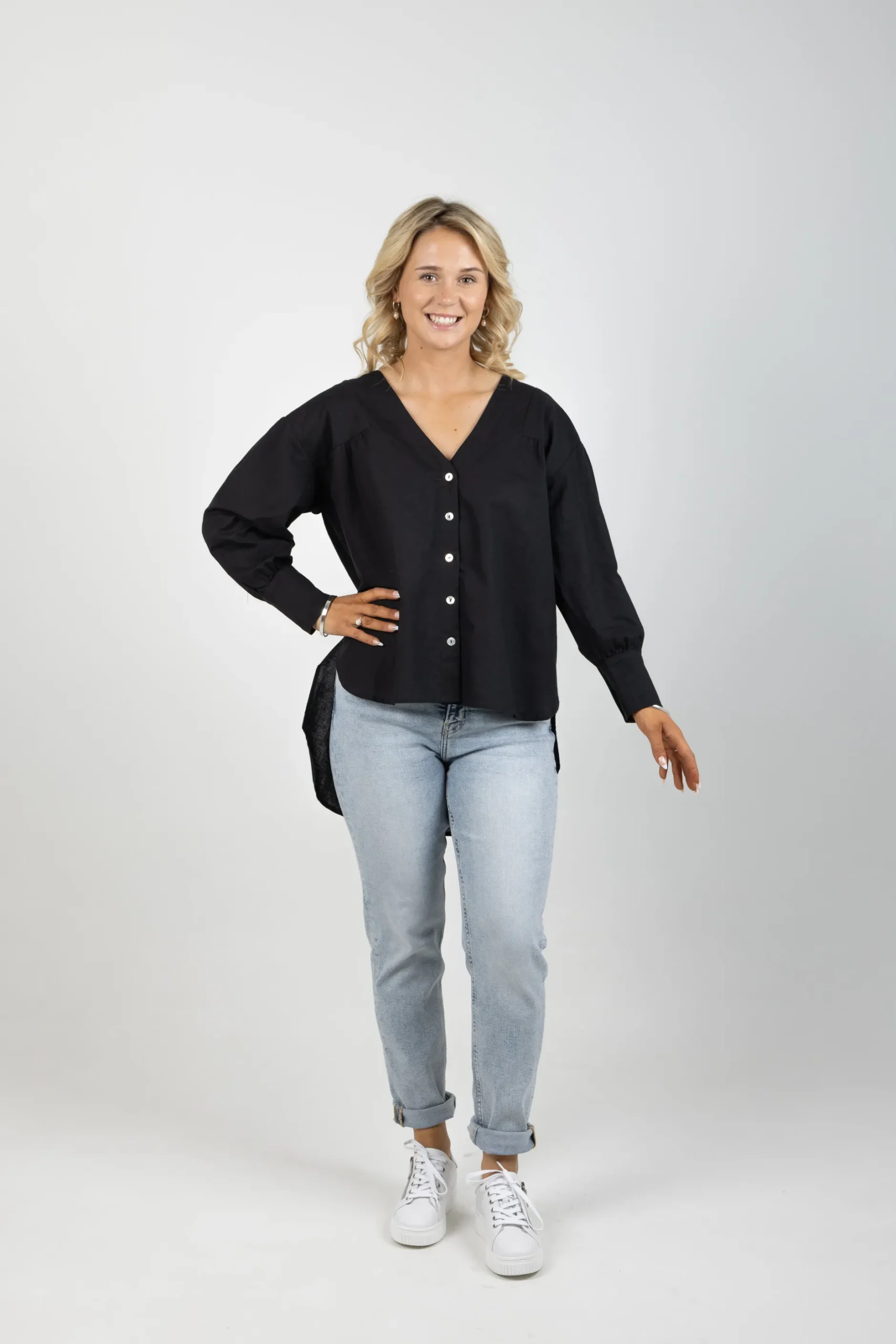 isle_of_mine_venus_linen__1-2.webp Shirts & Tops-ISLE OF MINE VENUS LINEN BLOUSE ONYX