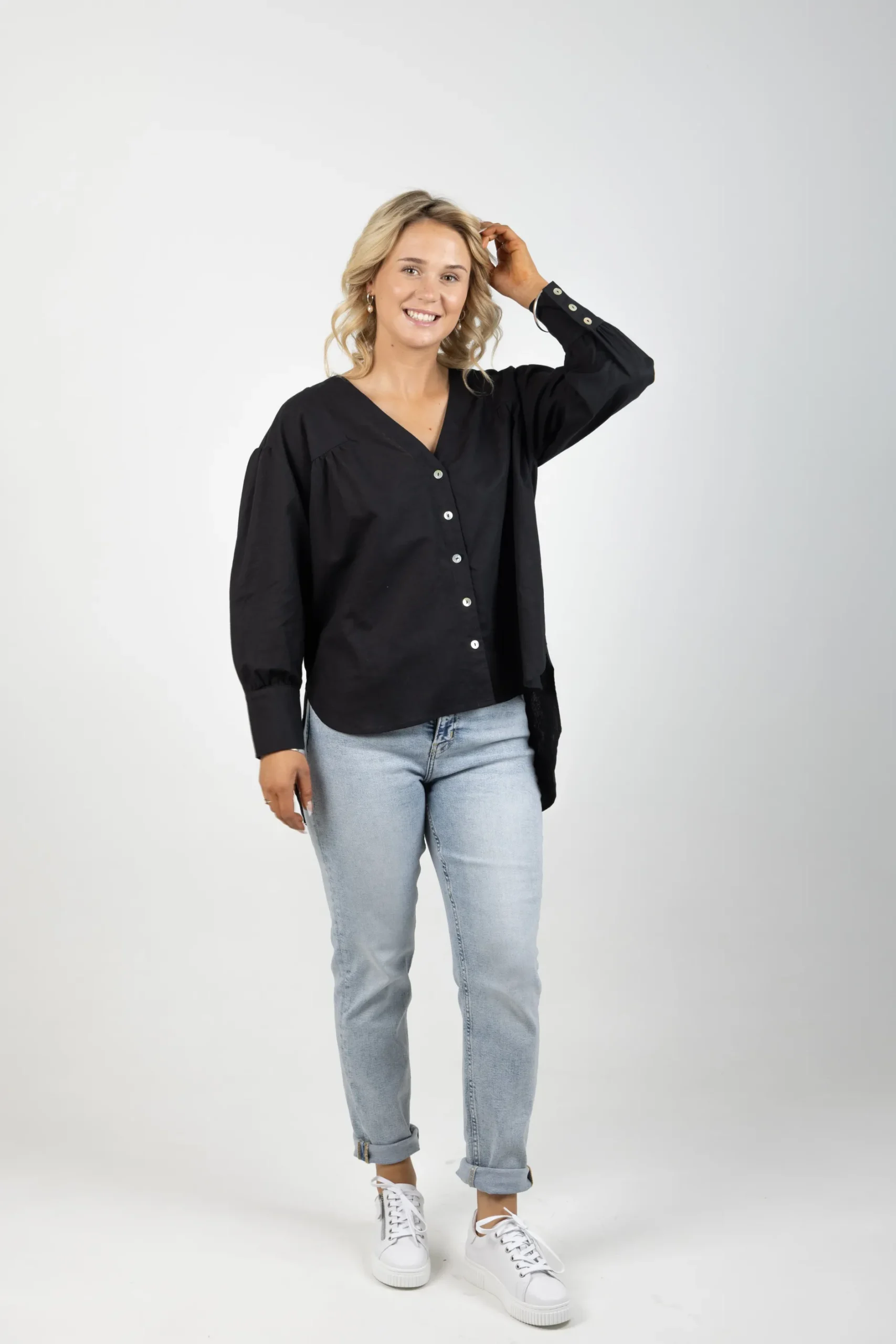 isle_of_mine_venus_linen__3-2.webp Shirts & Tops-ISLE OF MINE VENUS LINEN BLOUSE ONYX