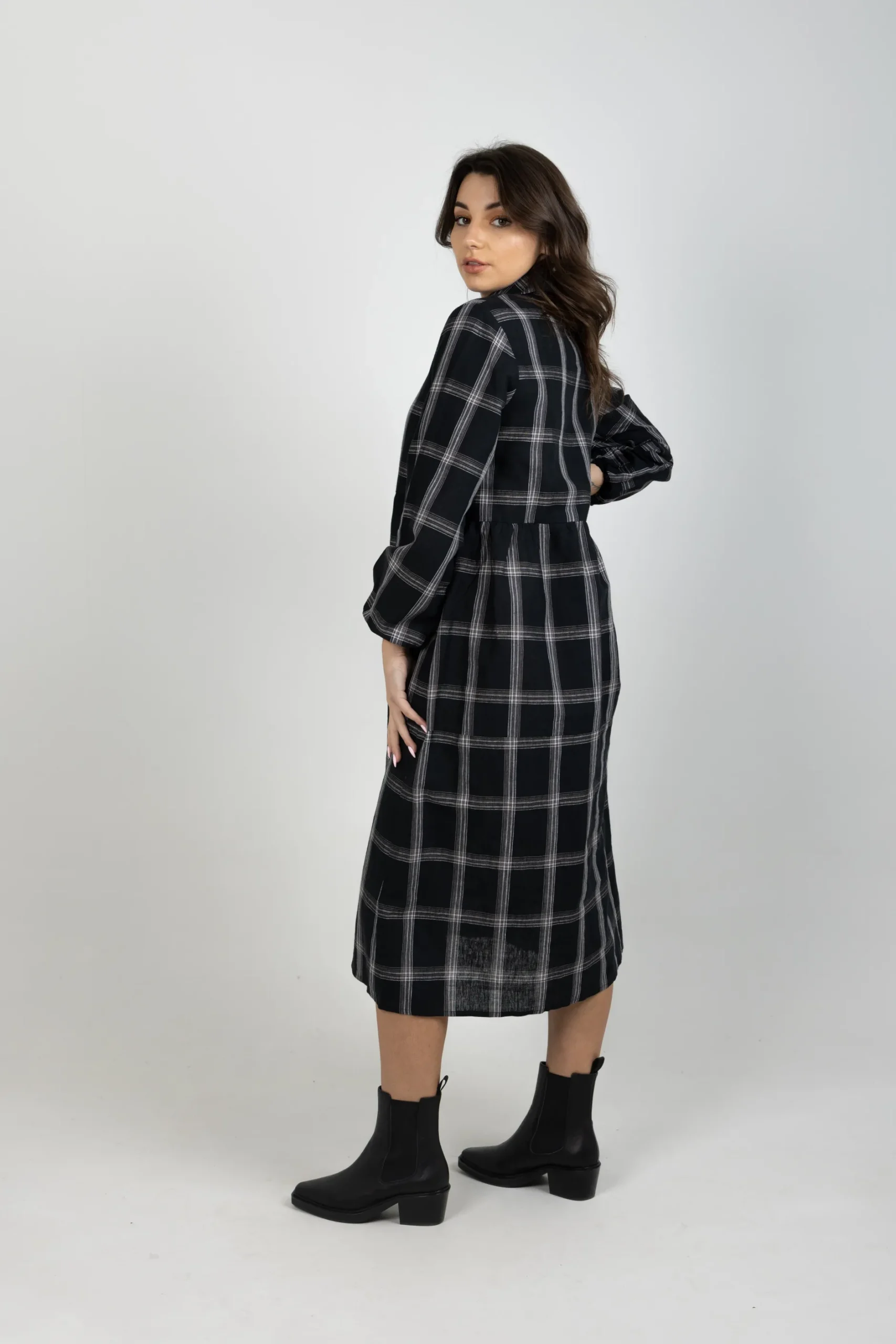 thing_thing_aleah_dress_b_5.webp Dresses-THING THING ALEAH DRESS BLACK PLAID