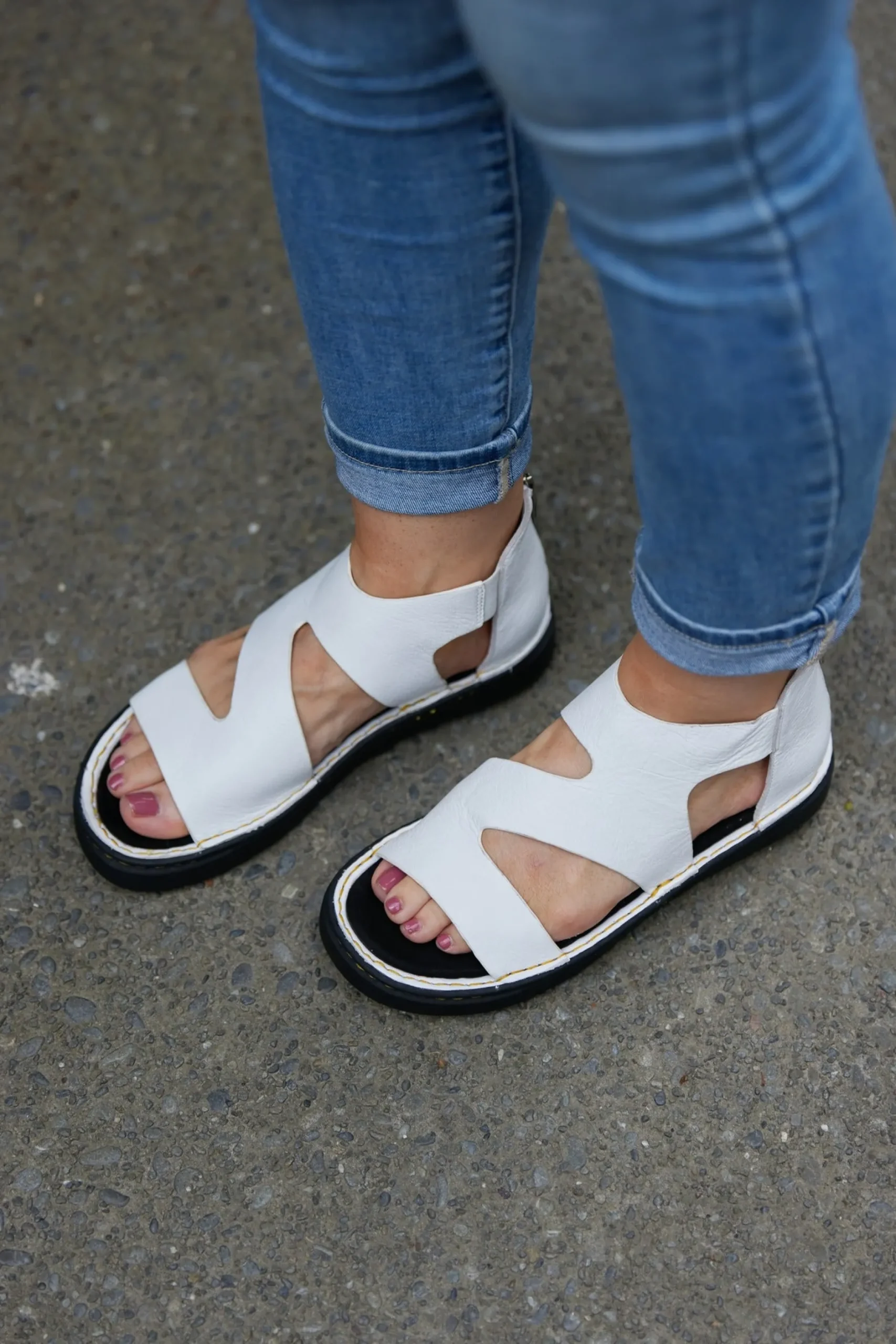 top_end_adusa_sandal_whit_0.webp Footwear-TOP END ADUSA SANDAL WHITE LEATHER
