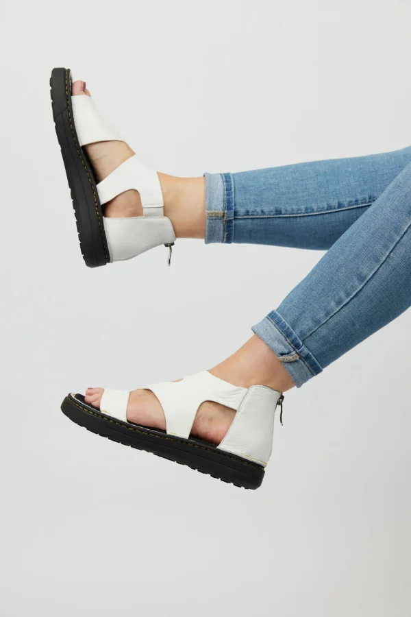 Footwear-TOP END ADUSA SANDAL WHITE LEATHER