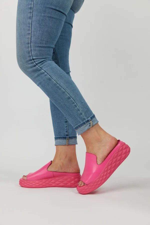 Footwear-TOP END ROSABEL SLIDE - BRIGHT PINK LEATHER
