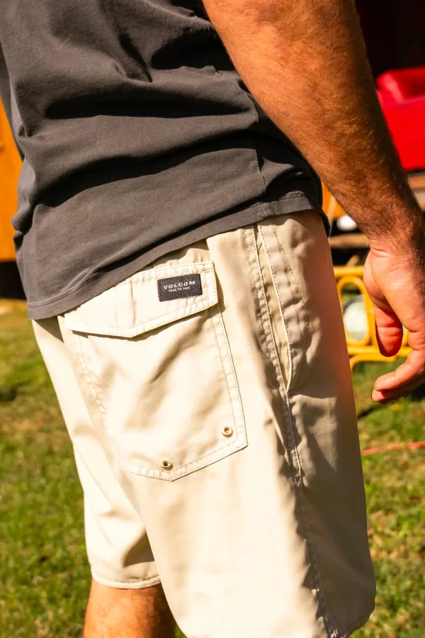 Shorts-VOLCOM CENTER TRUNK 17 OYSTER GREY