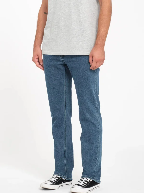 Denim-VOLCOM SOLVER MODERN FIT JEAN WASHED BLUE